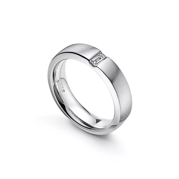 Nhẫn Charles Tiffany Setting Platinum đính kim cương